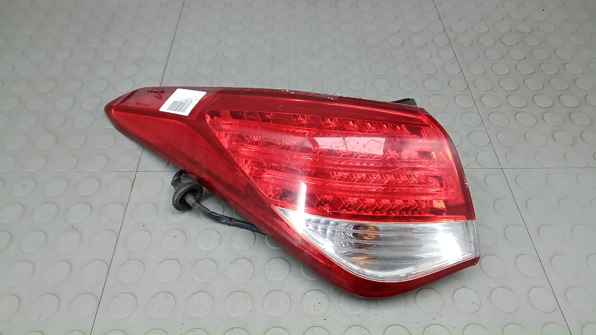 Фонарь задний левый