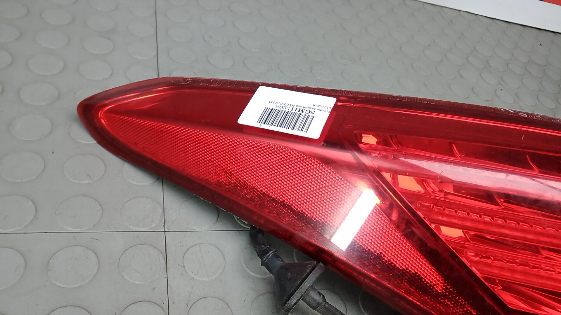 Фонарь задний левый