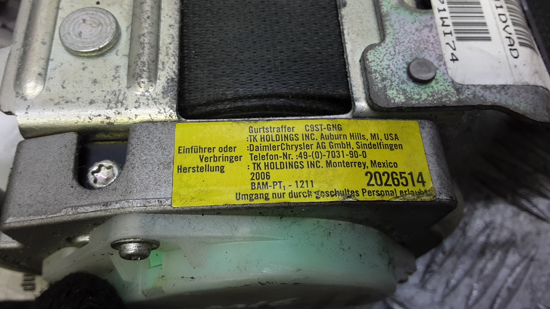 Ремень безопасности с пиропатроном