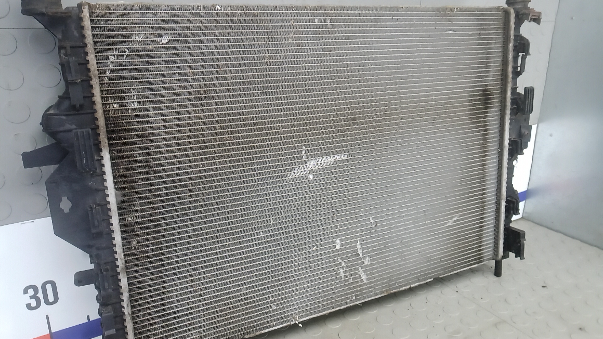 Радиатор охлаждения двигателя основной