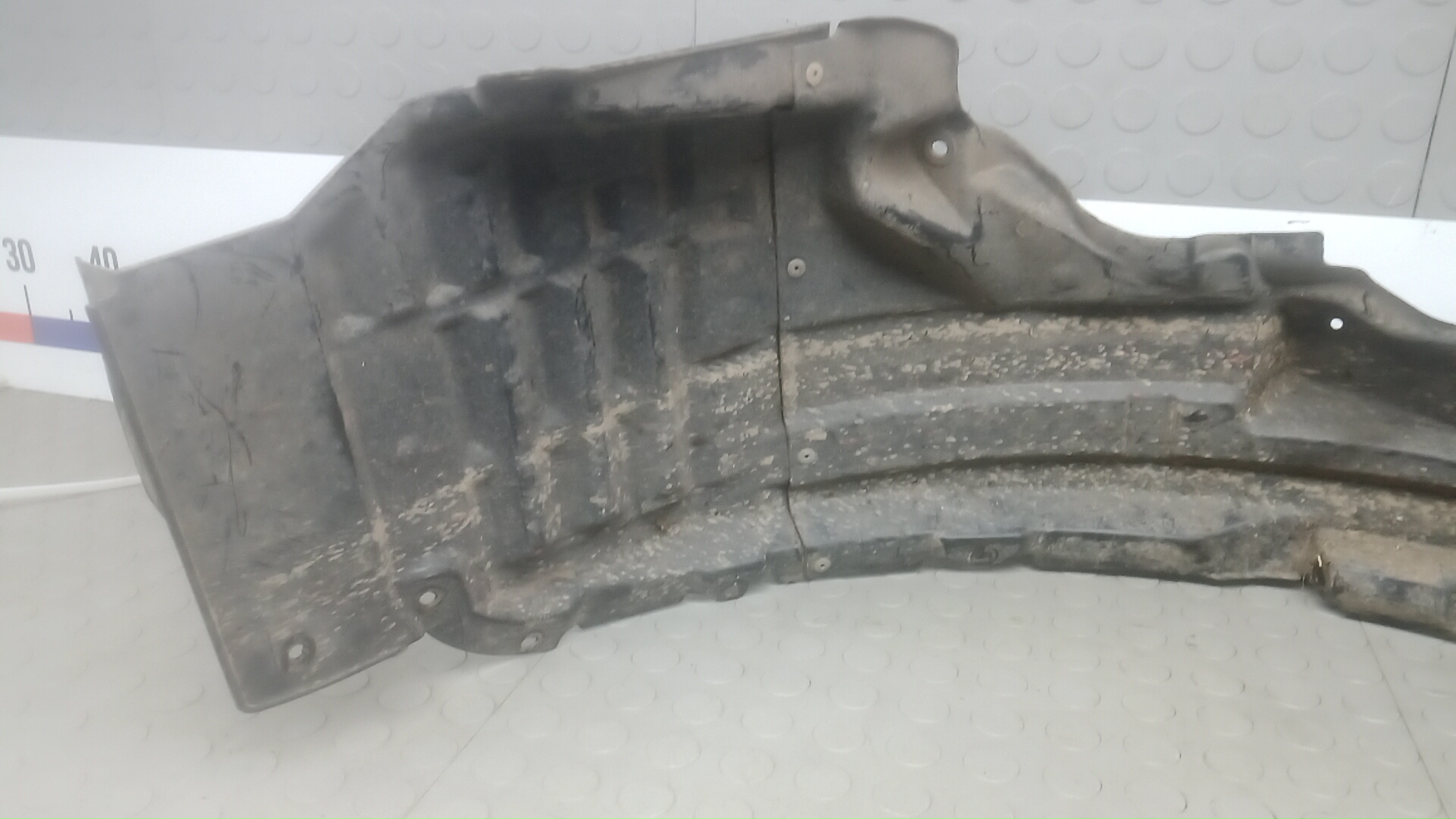 Локер передний правый