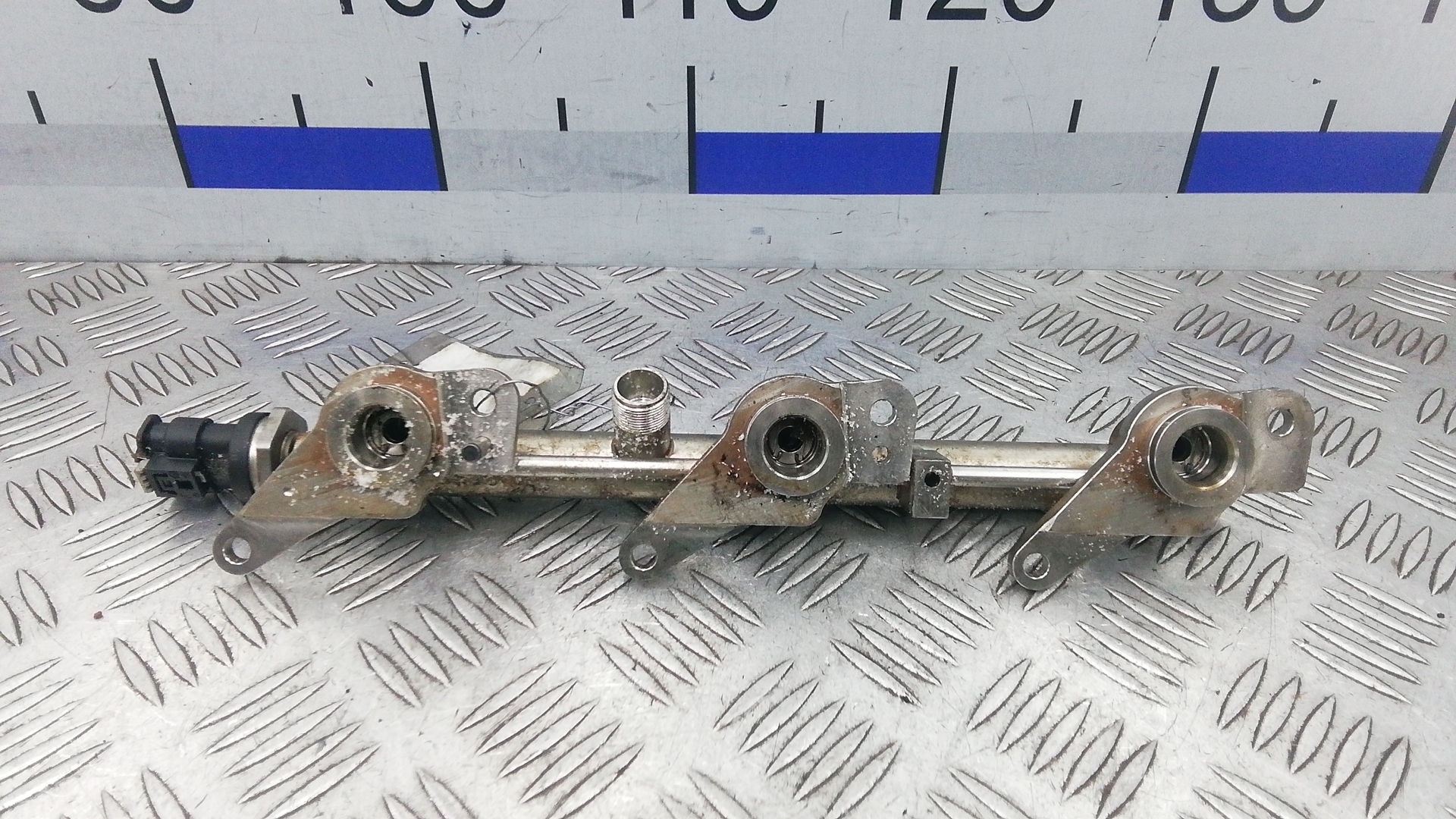 Рейка топливная (рампа)