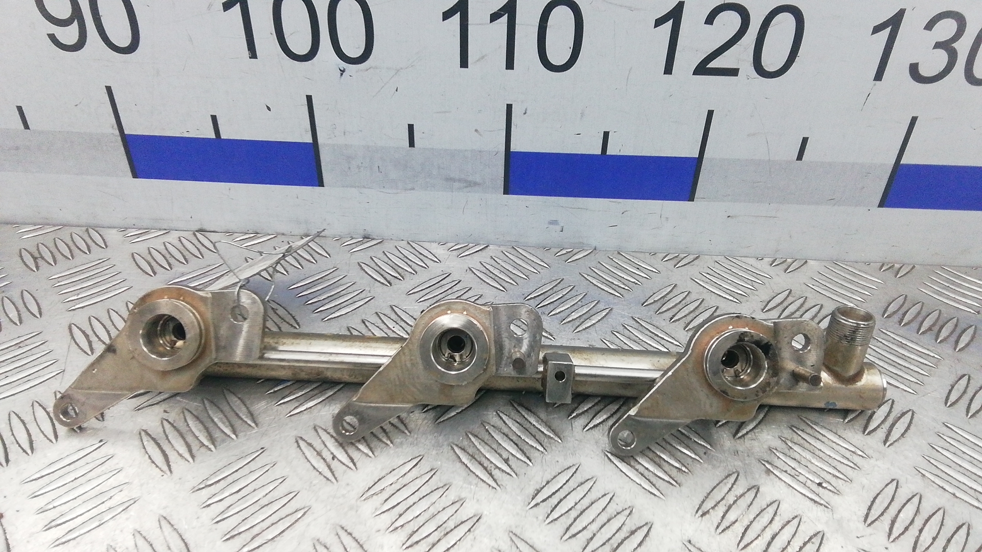 Рейка топливная (рампа)