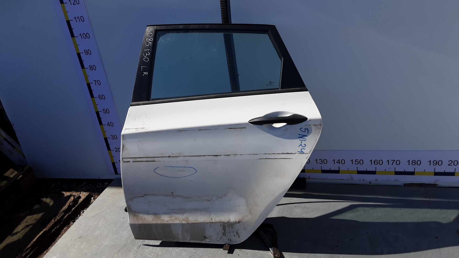 Дверь задняя левая