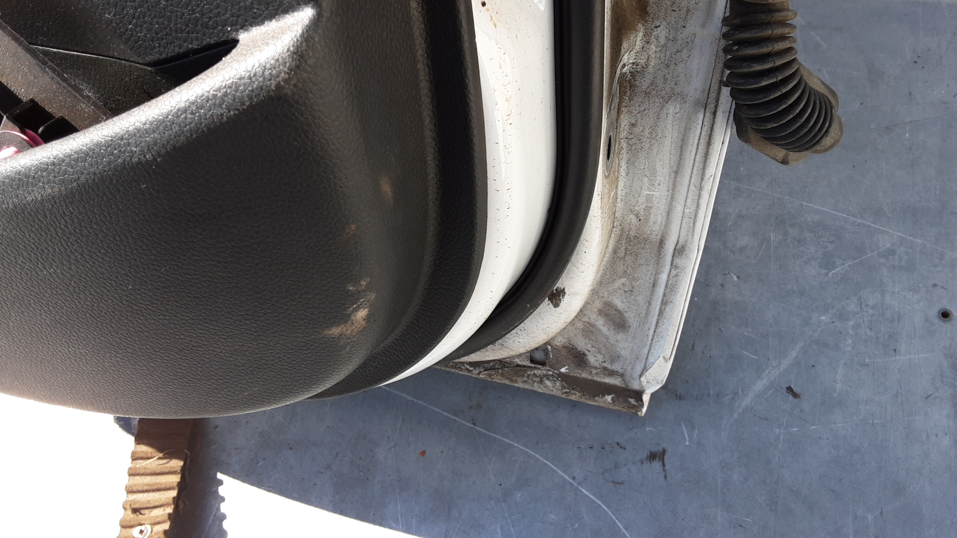 Дверь задняя левая