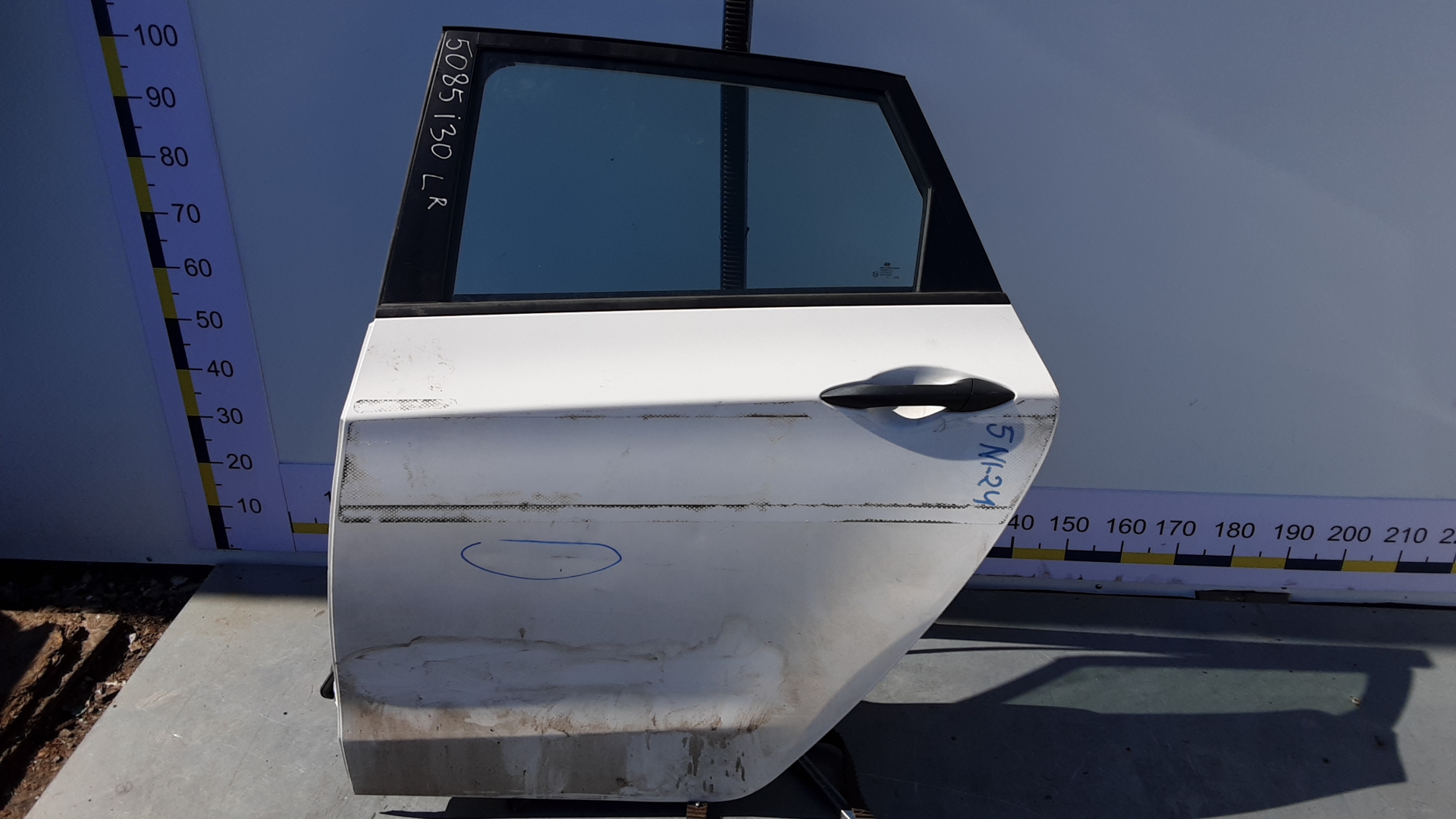 Дверь задняя левая