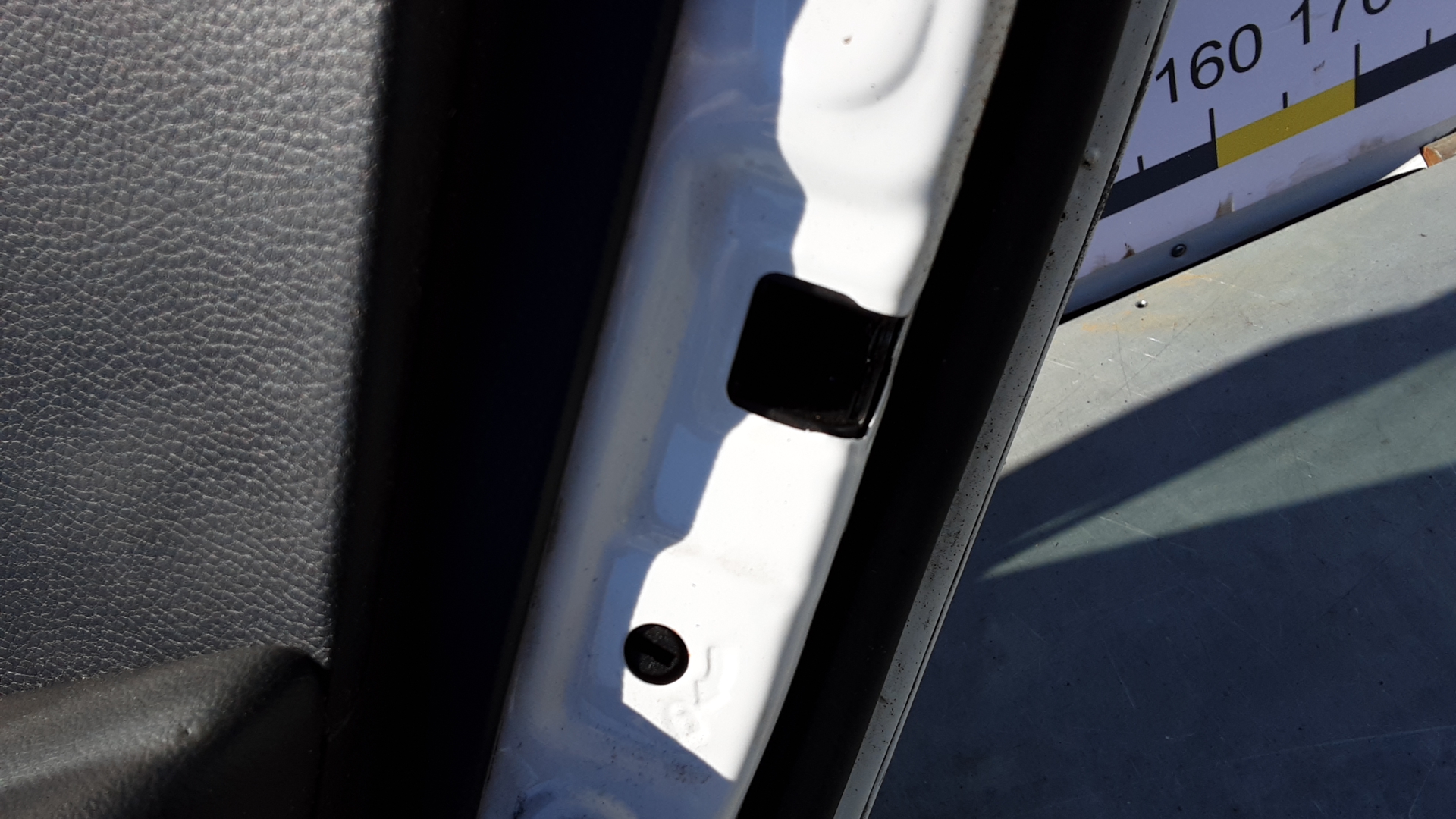 Дверь задняя правая