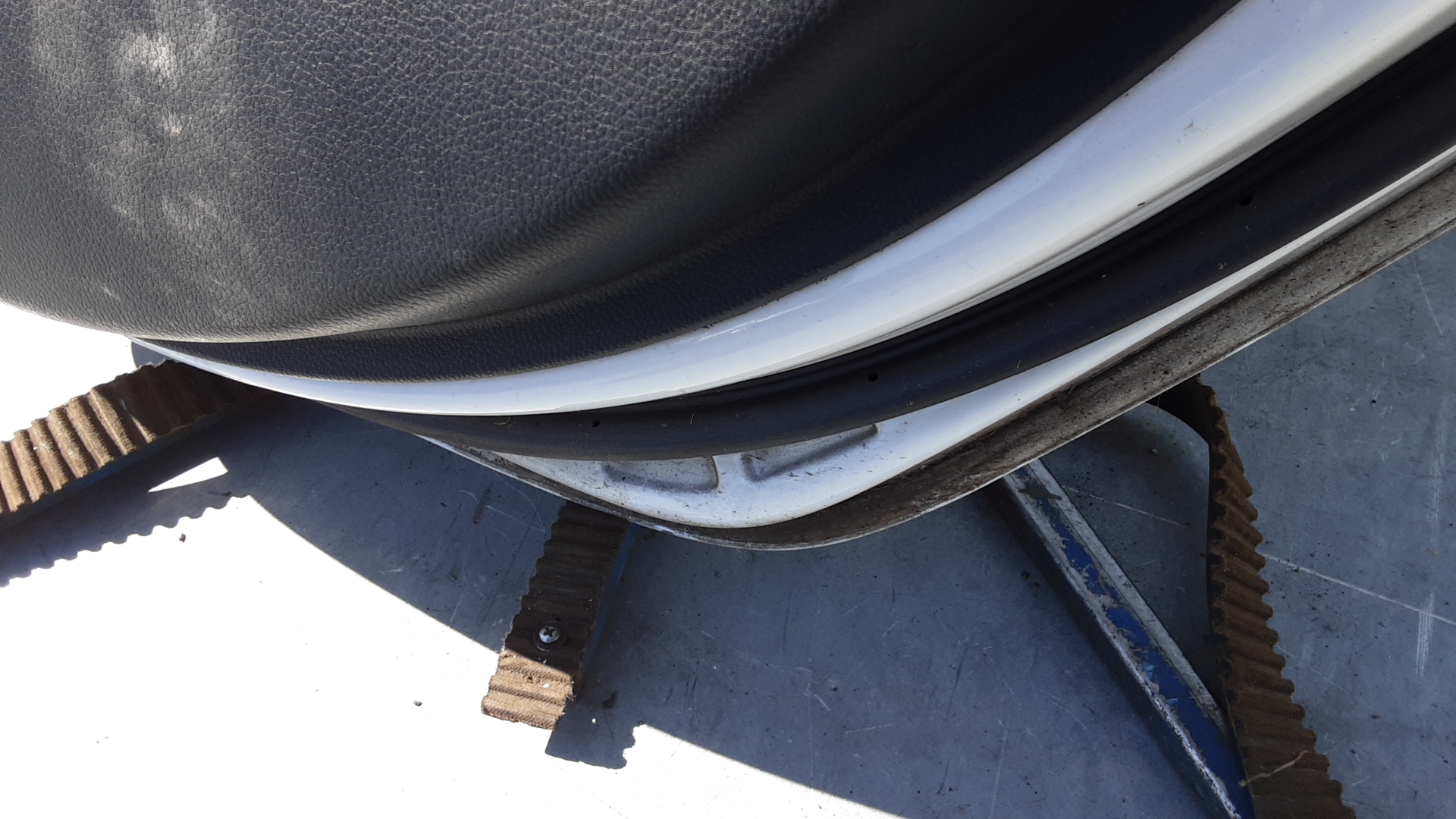 Дверь задняя правая