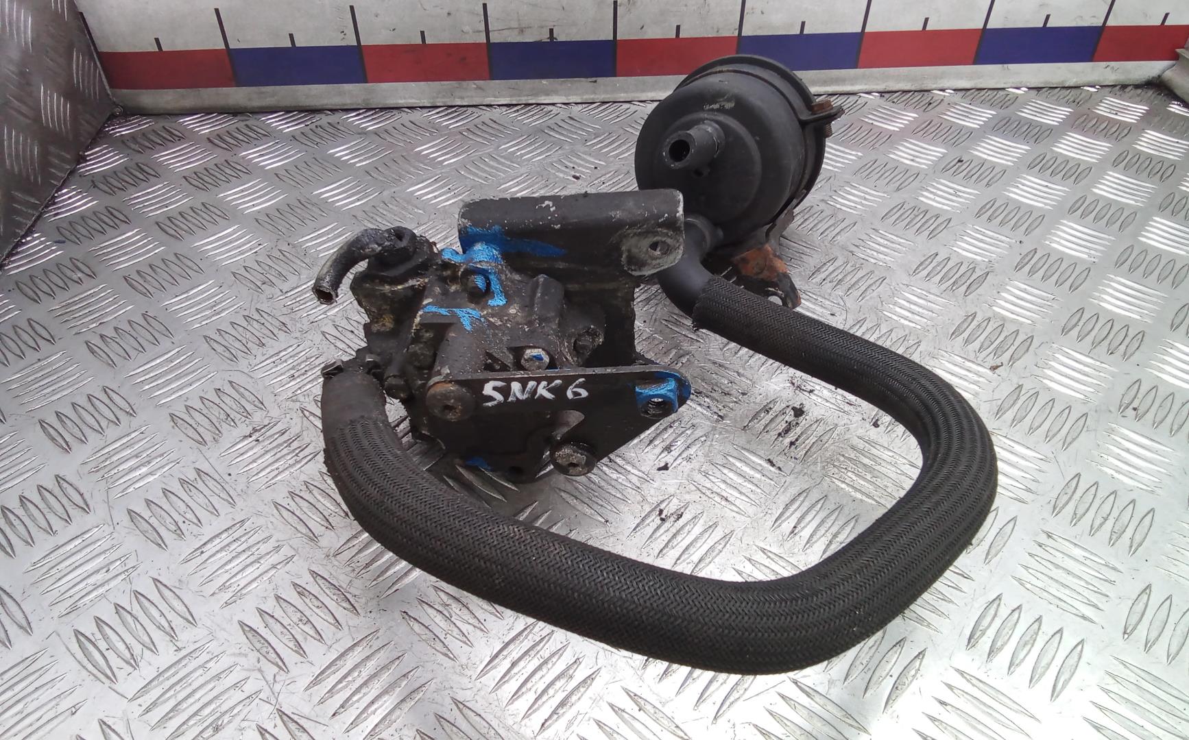 Насос ГУР (гидроусилитель руля)