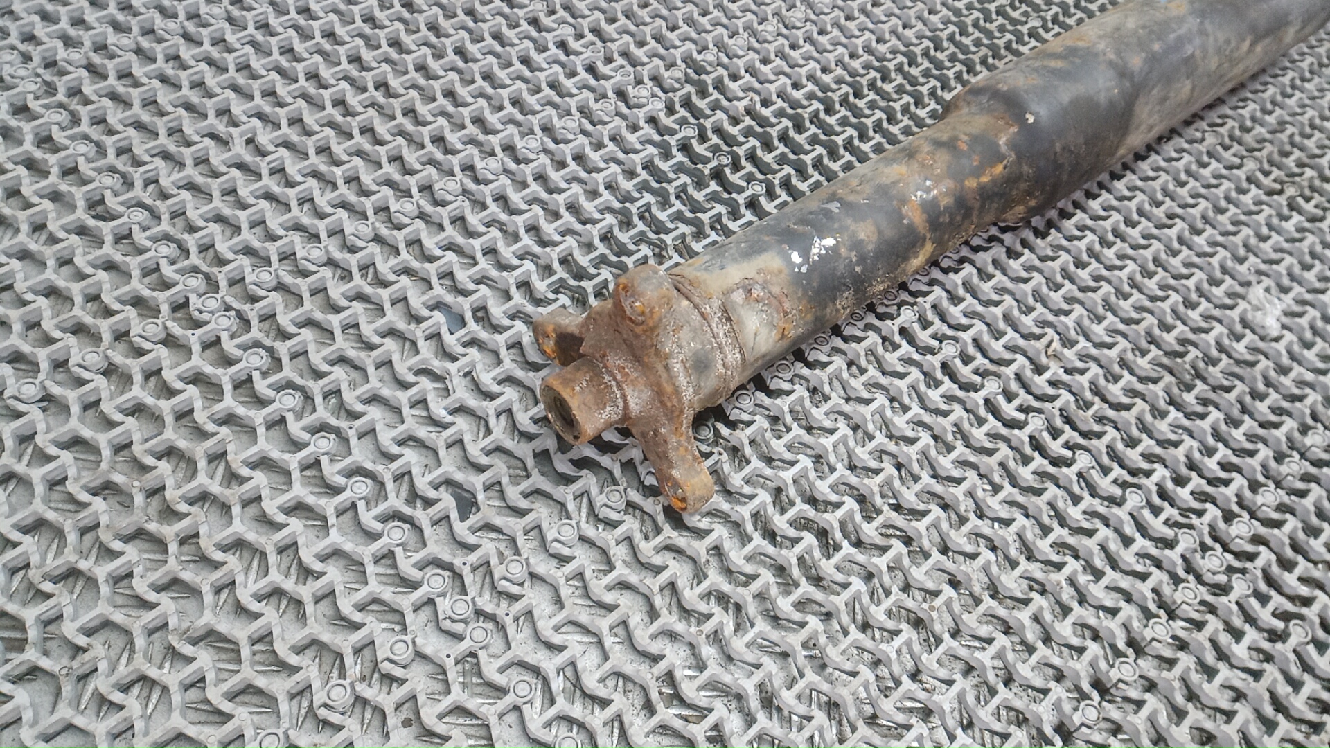 Вал карданный