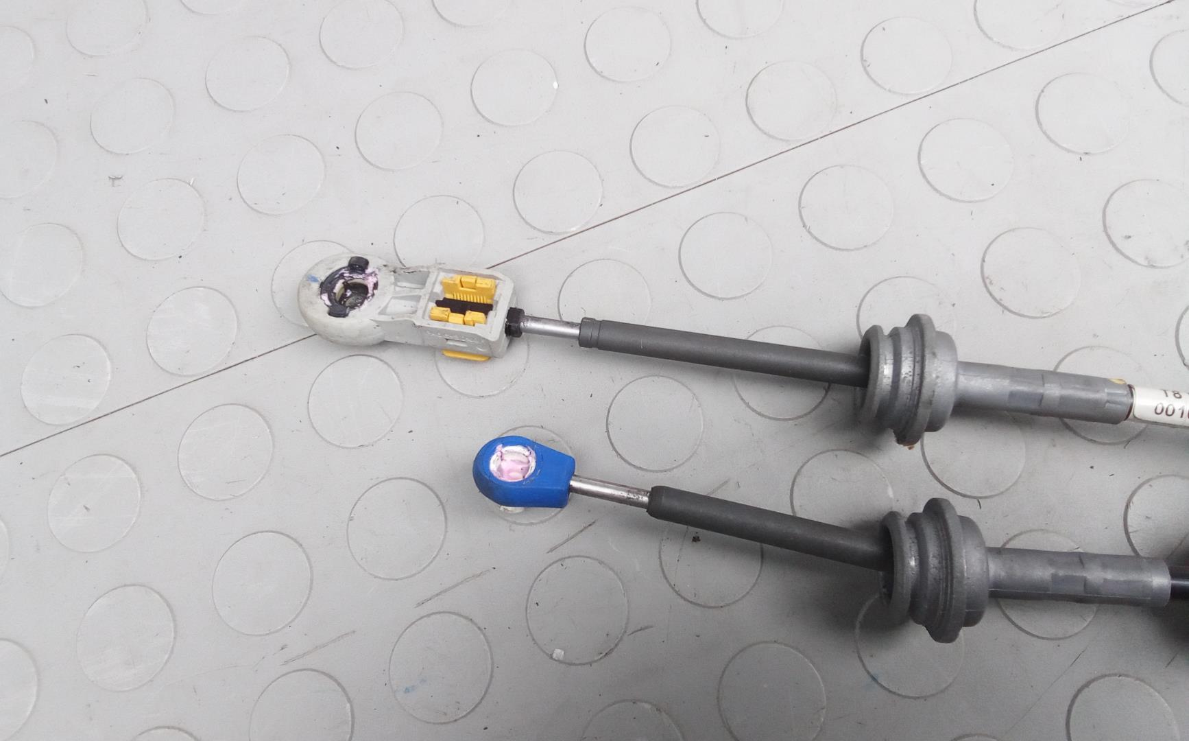 Трос КПП (выбора/переключения передач)