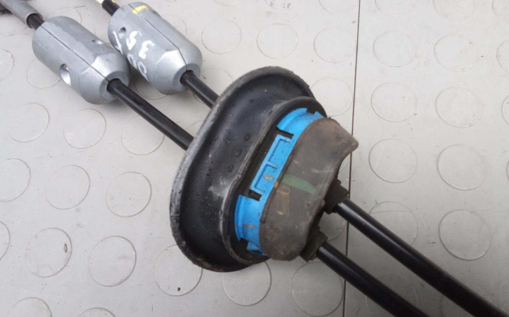 Трос КПП (выбора/переключения передач)