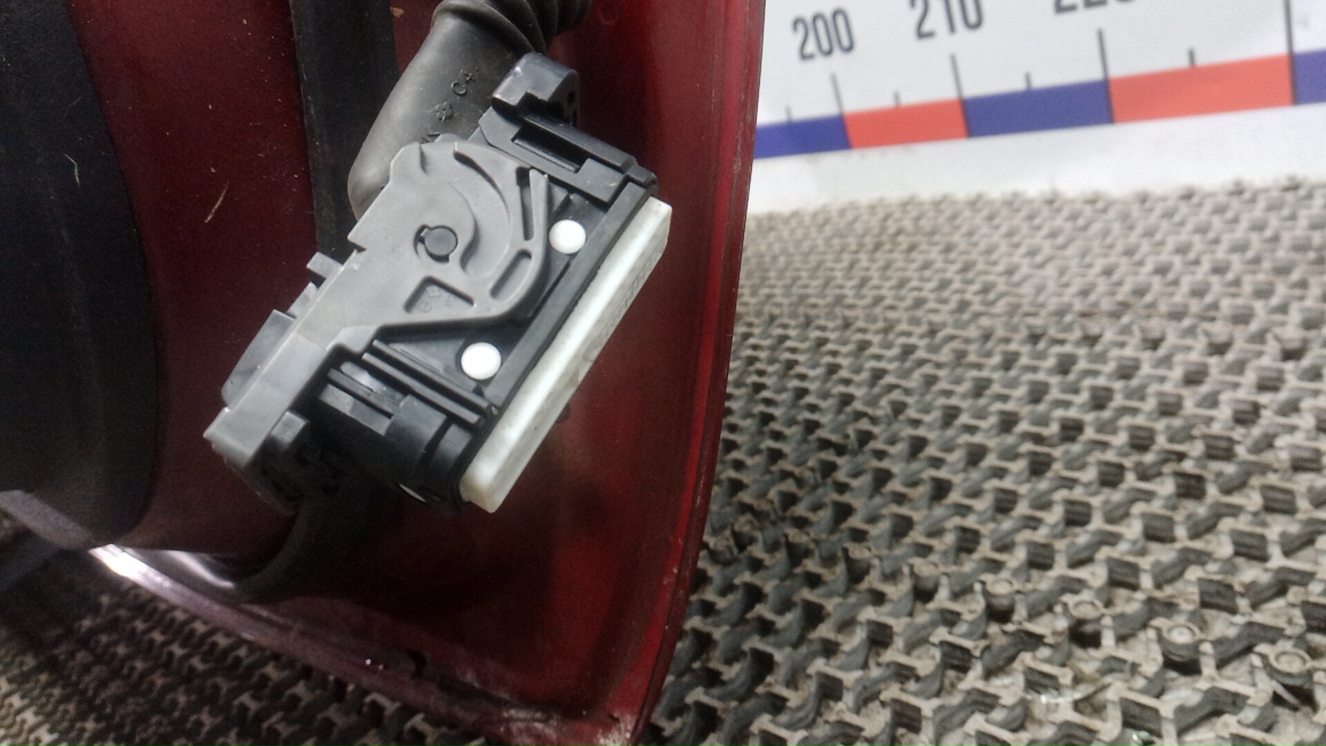 Дверь передняя левая