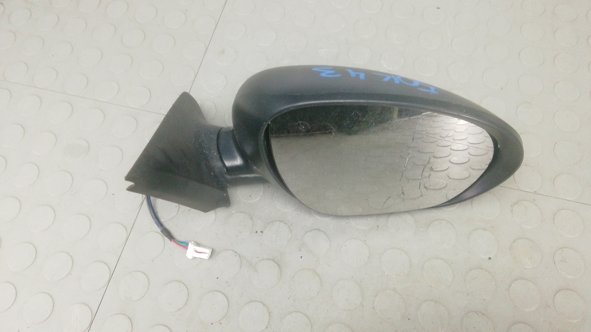 Зеркало правое электрическое