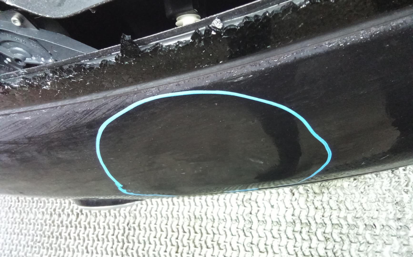 Дверь багажника