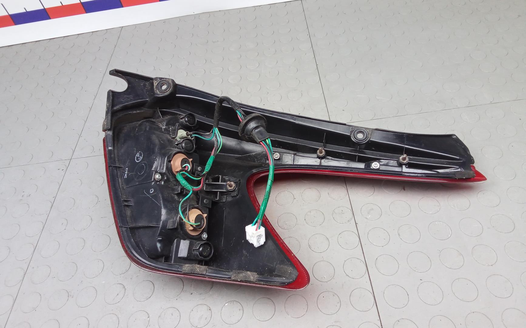 Фонарь задний левый