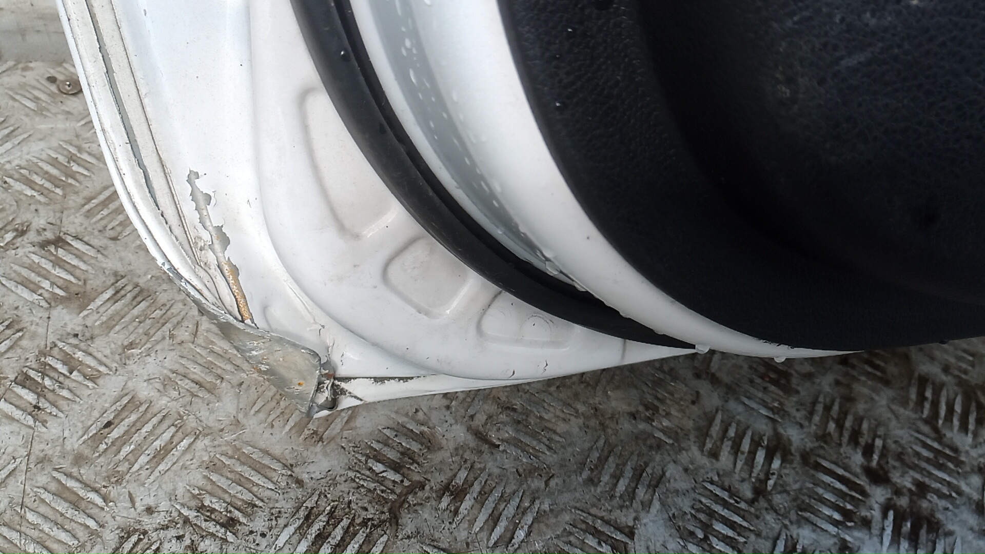 Дверь передняя правая