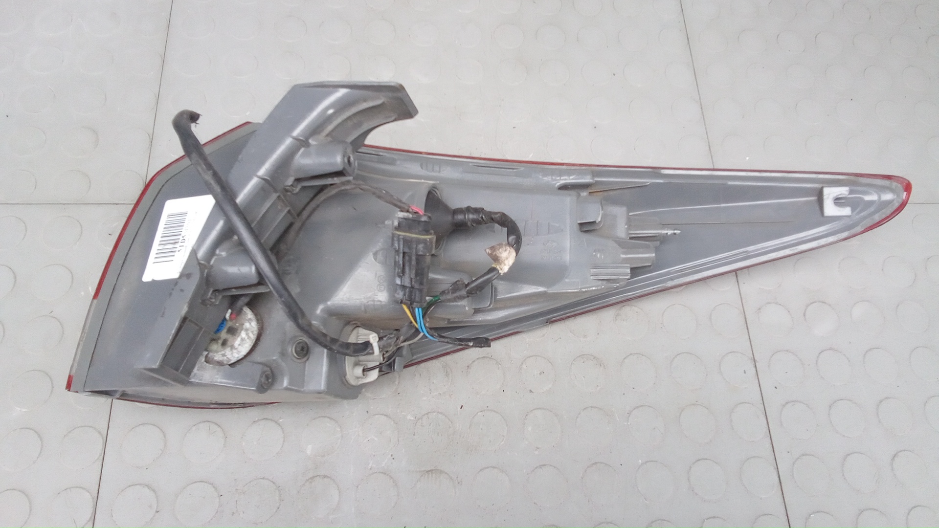 Фонарь задний левый