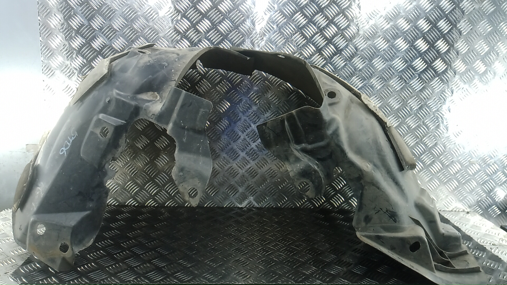 Локер передний правый