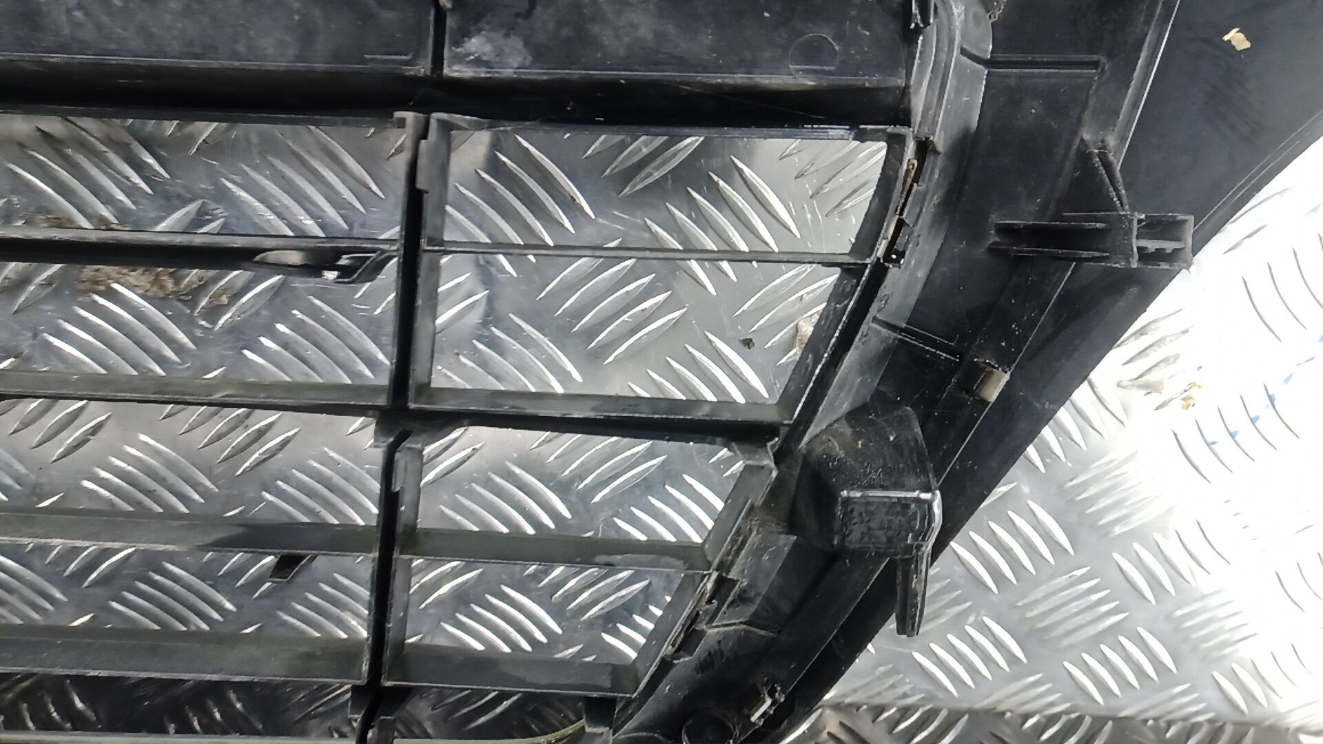 Решетка радиатора