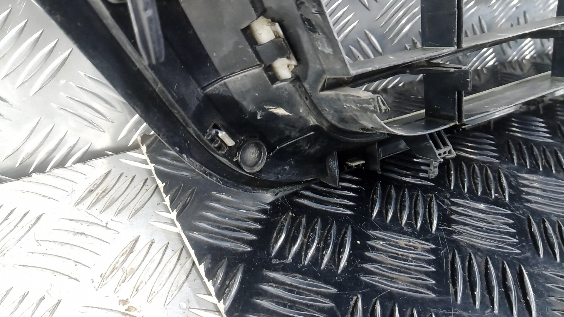 Решетка радиатора