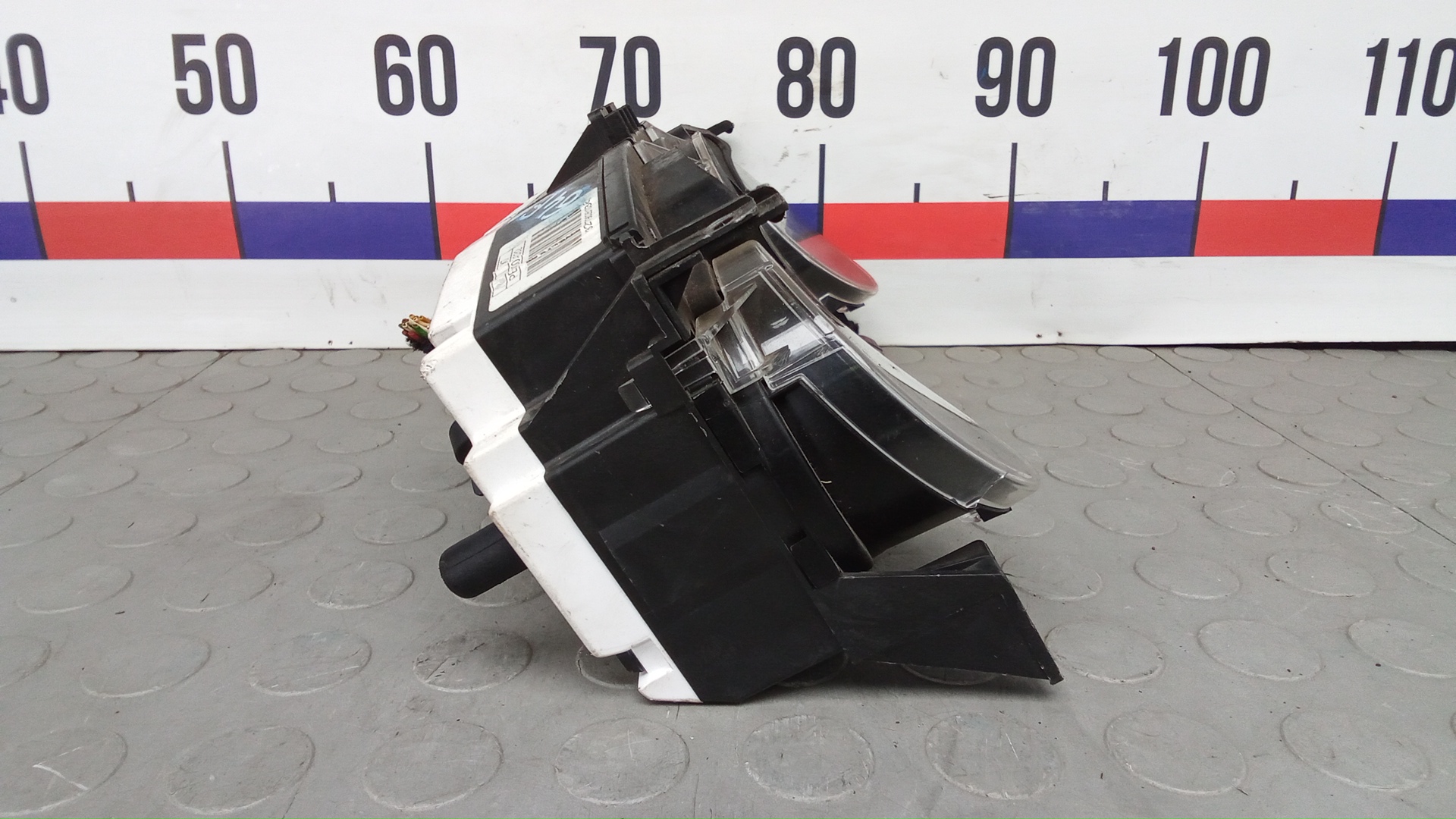 Панель приборов