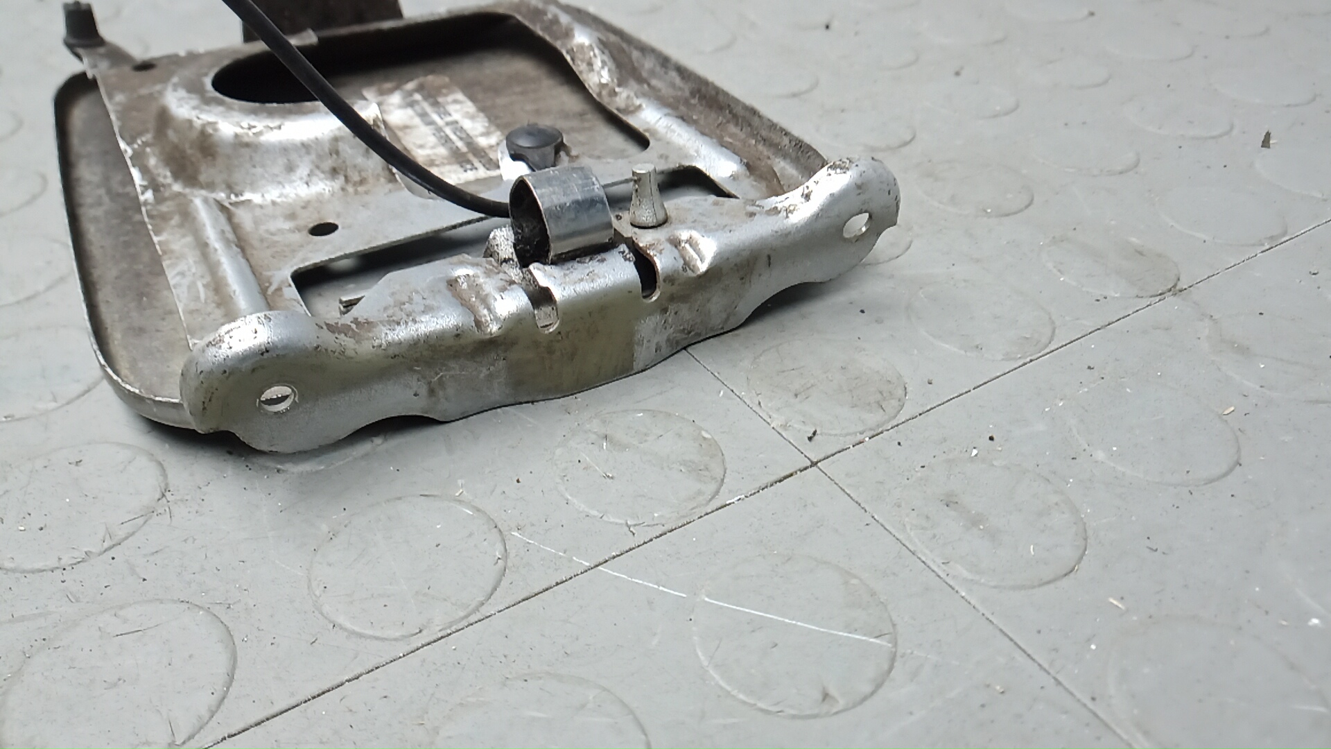 Лючок бензобака