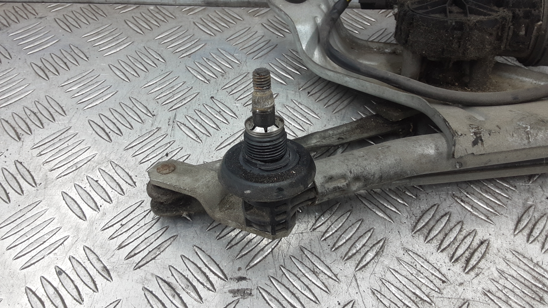 Трапеция стеклоочистителей