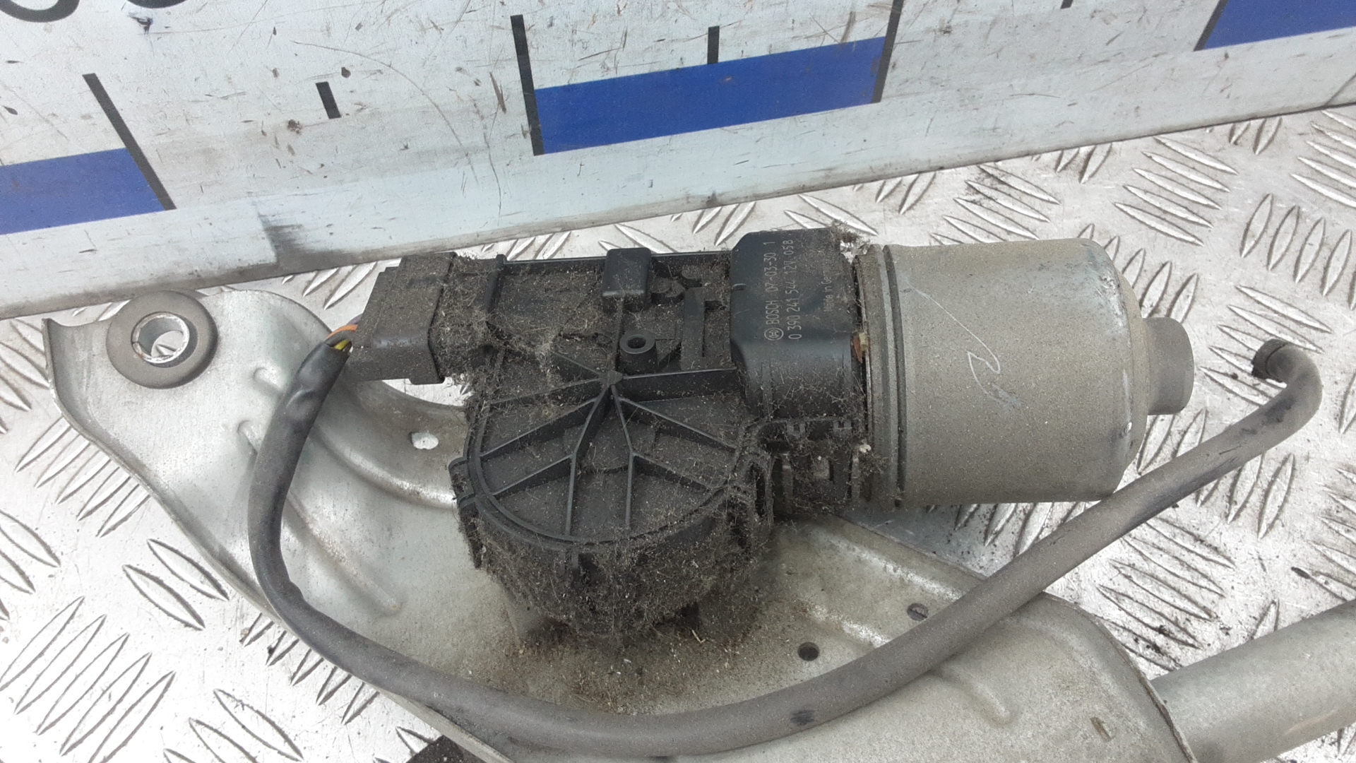 Трапеция стеклоочистителей