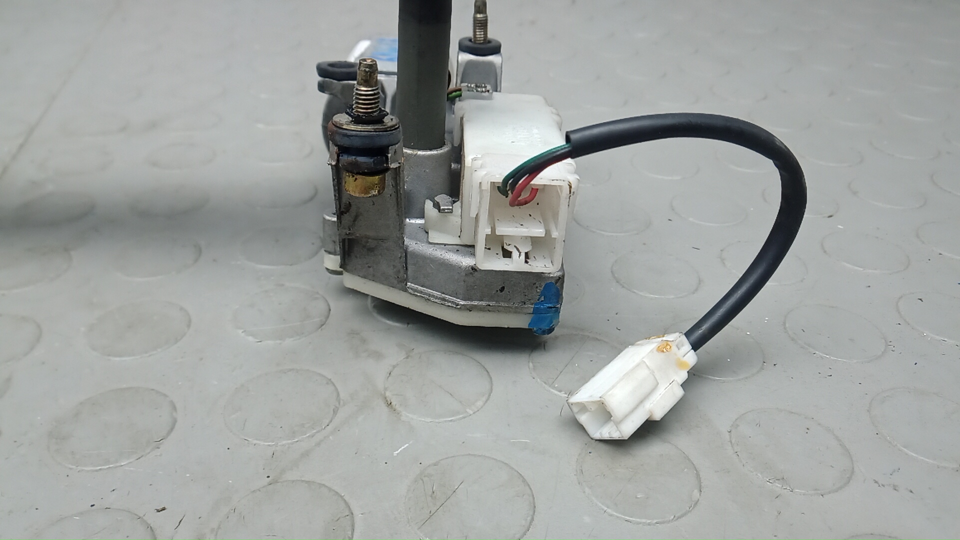 Моторчик стеклоочистителя задний