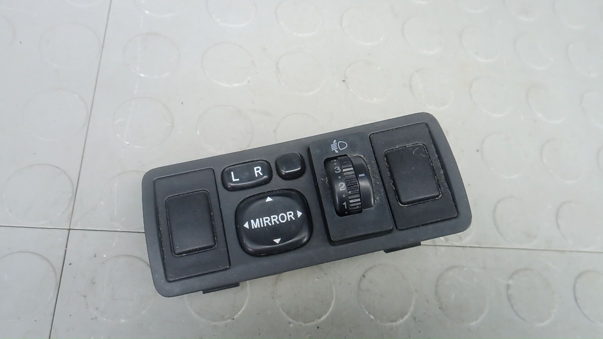 Переключатель света фар