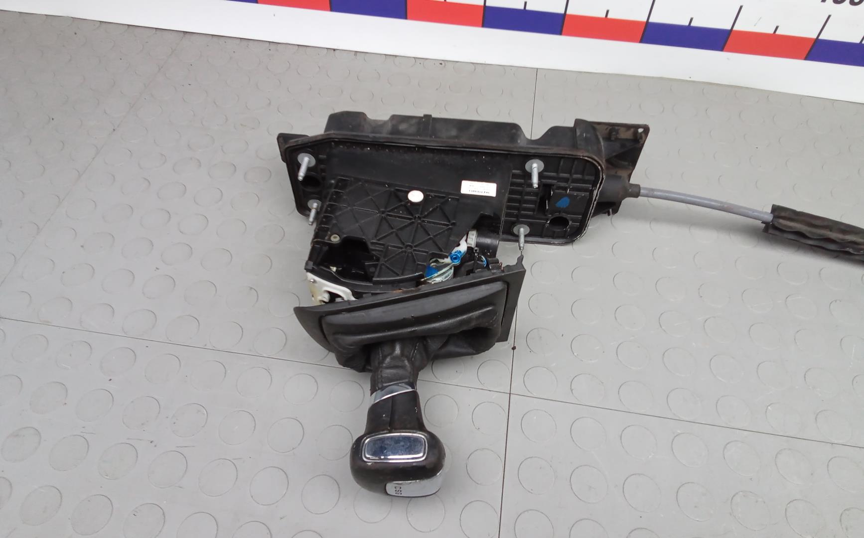 Кулиса МКПП / АКПП