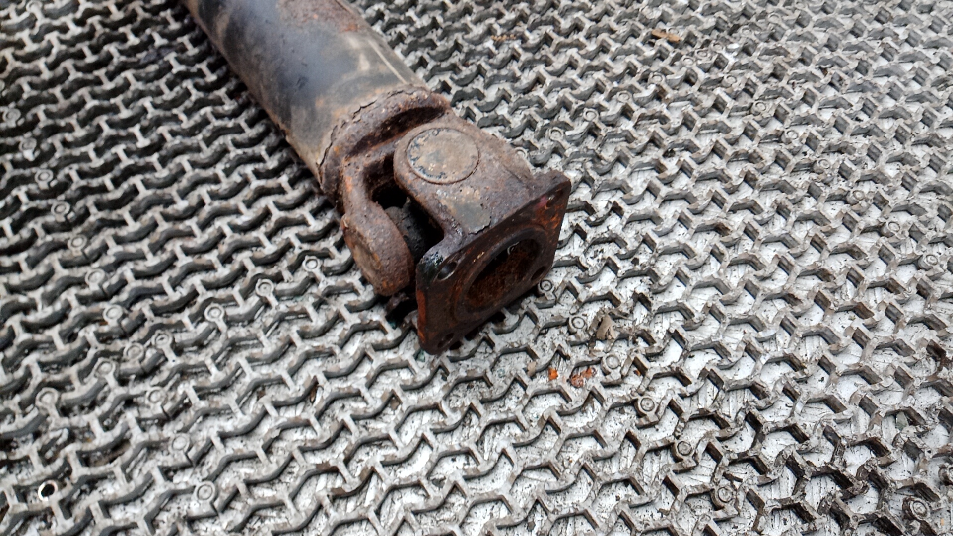 Вал карданный