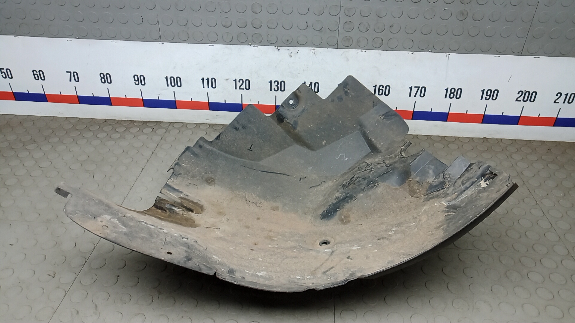 Локер передний левый