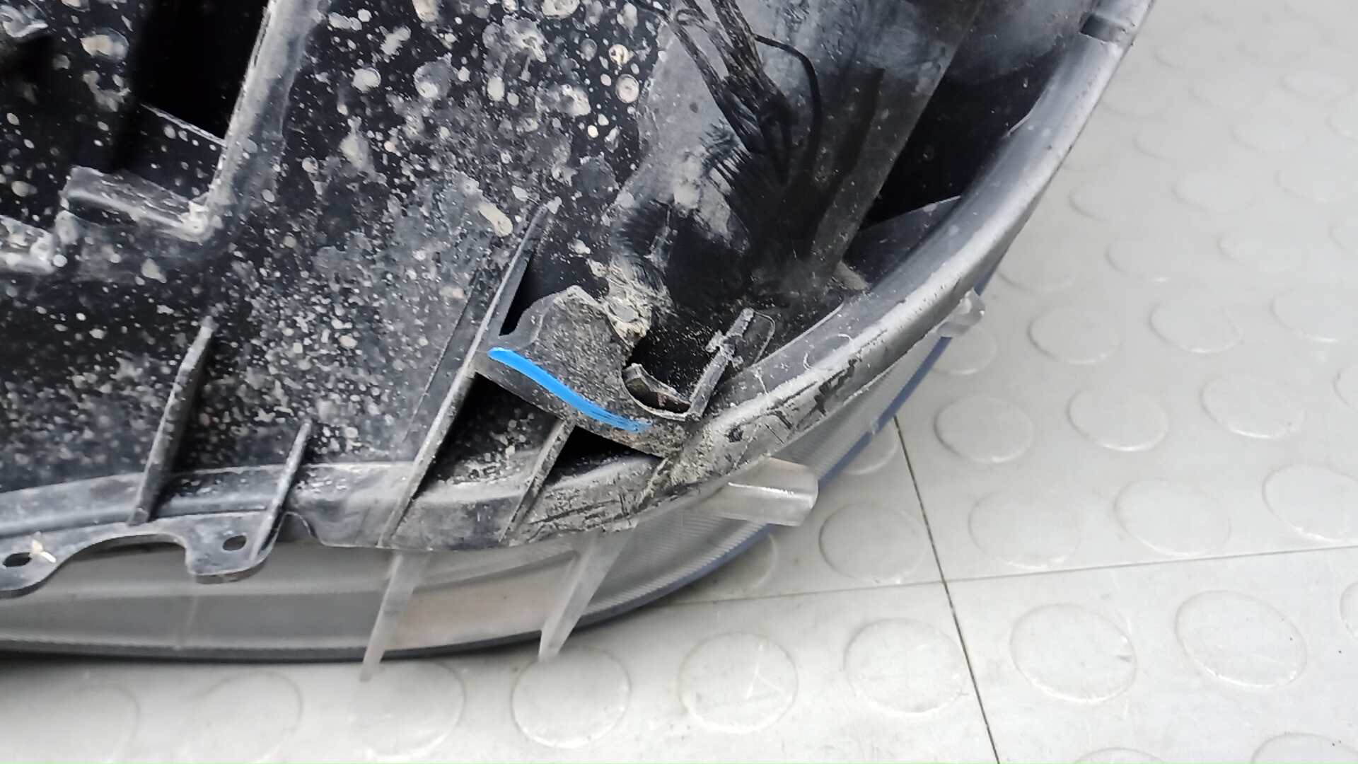 Фара правая