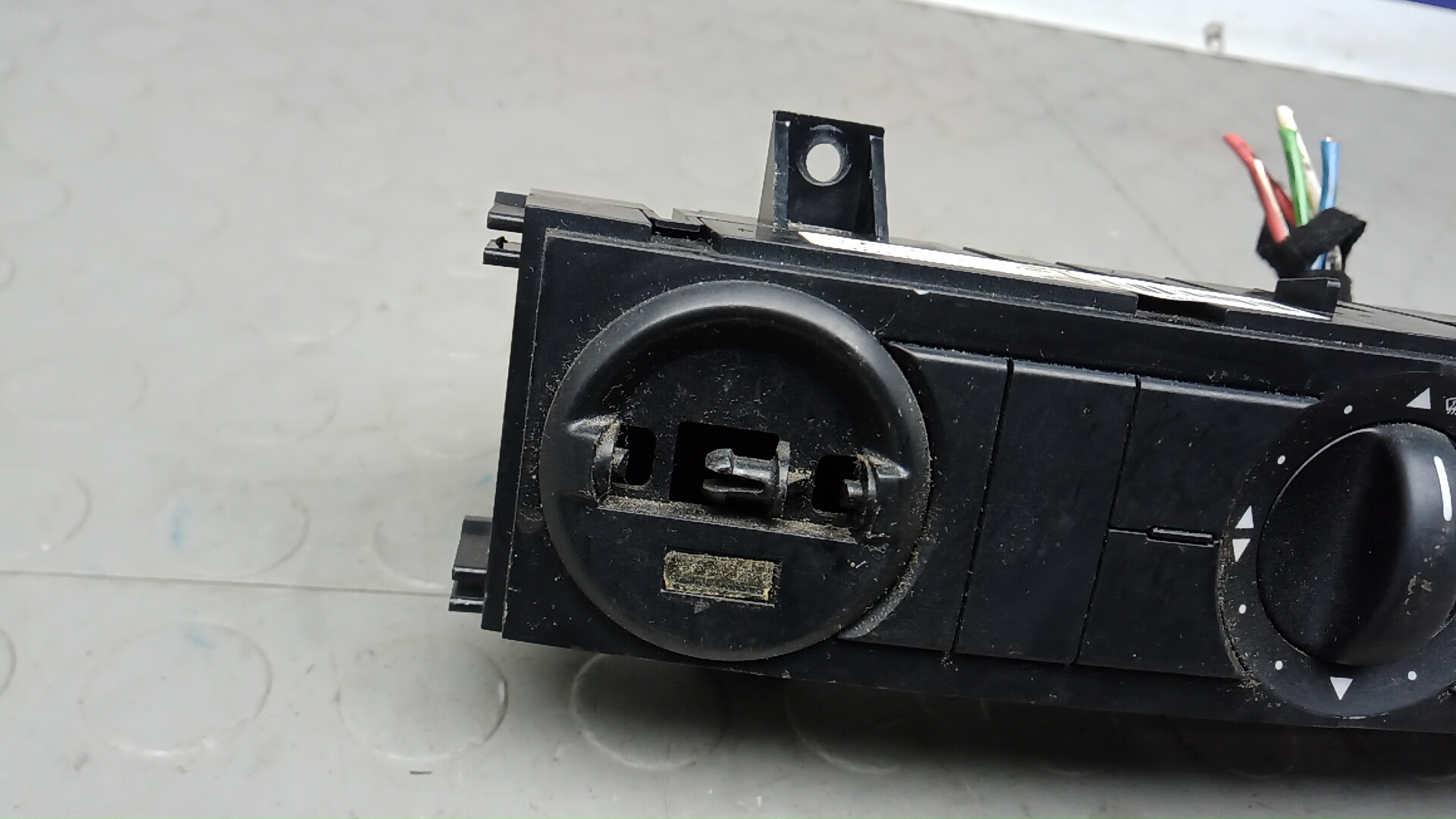 Блок управления климатической установкой