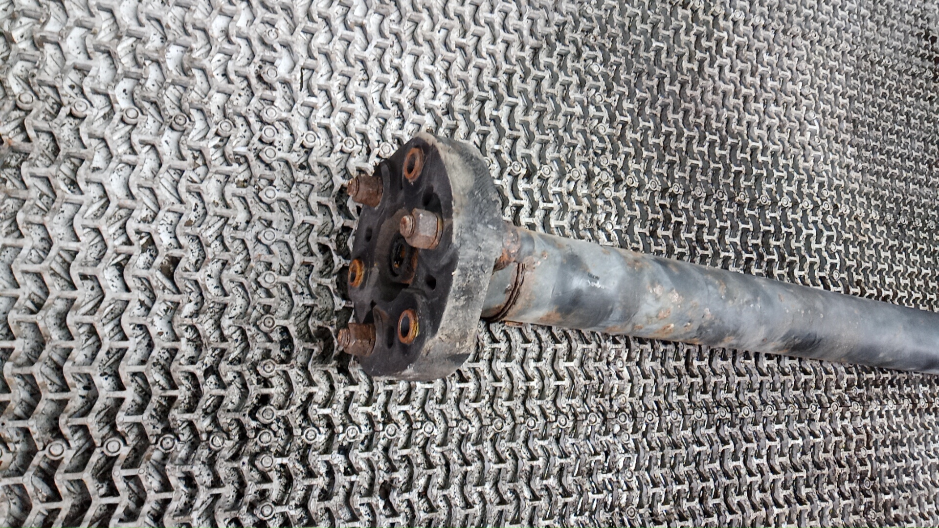 Вал карданный