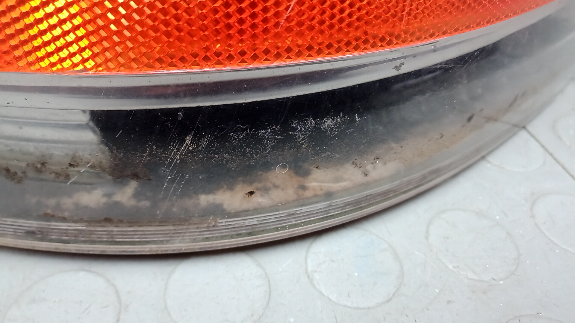 Фонарь задний левый