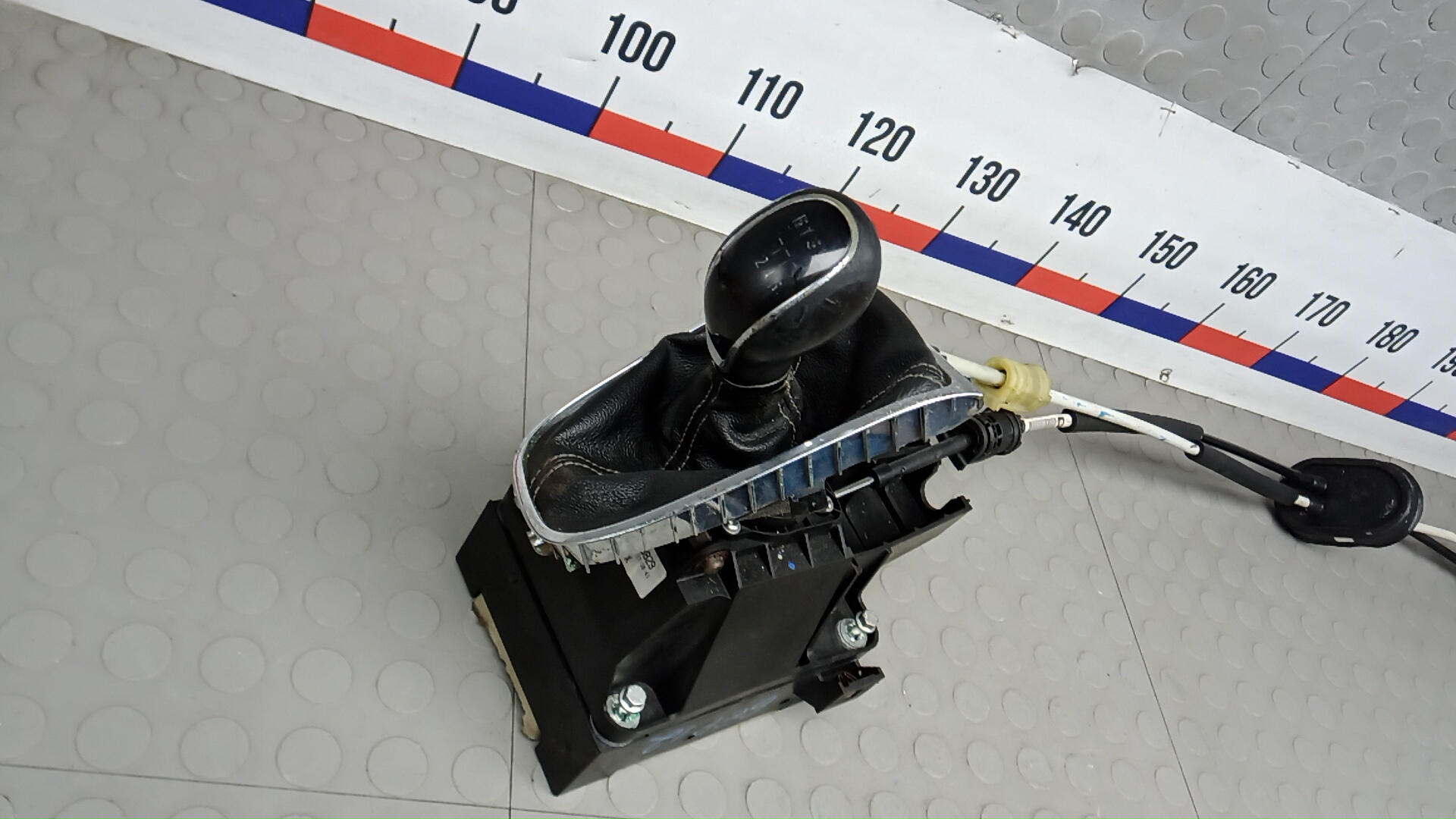 Кулиса МКПП / АКПП