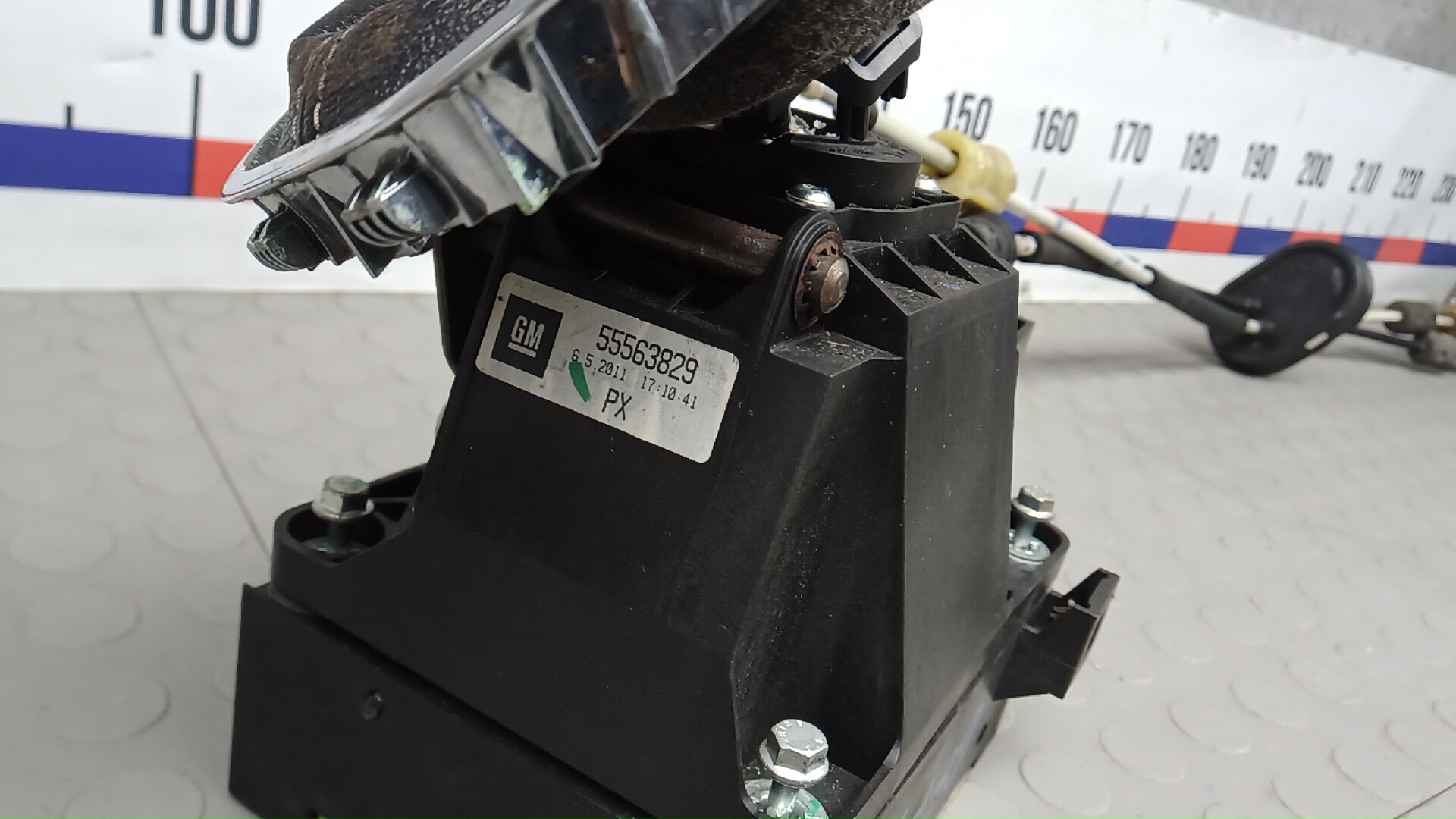 Кулиса МКПП / АКПП