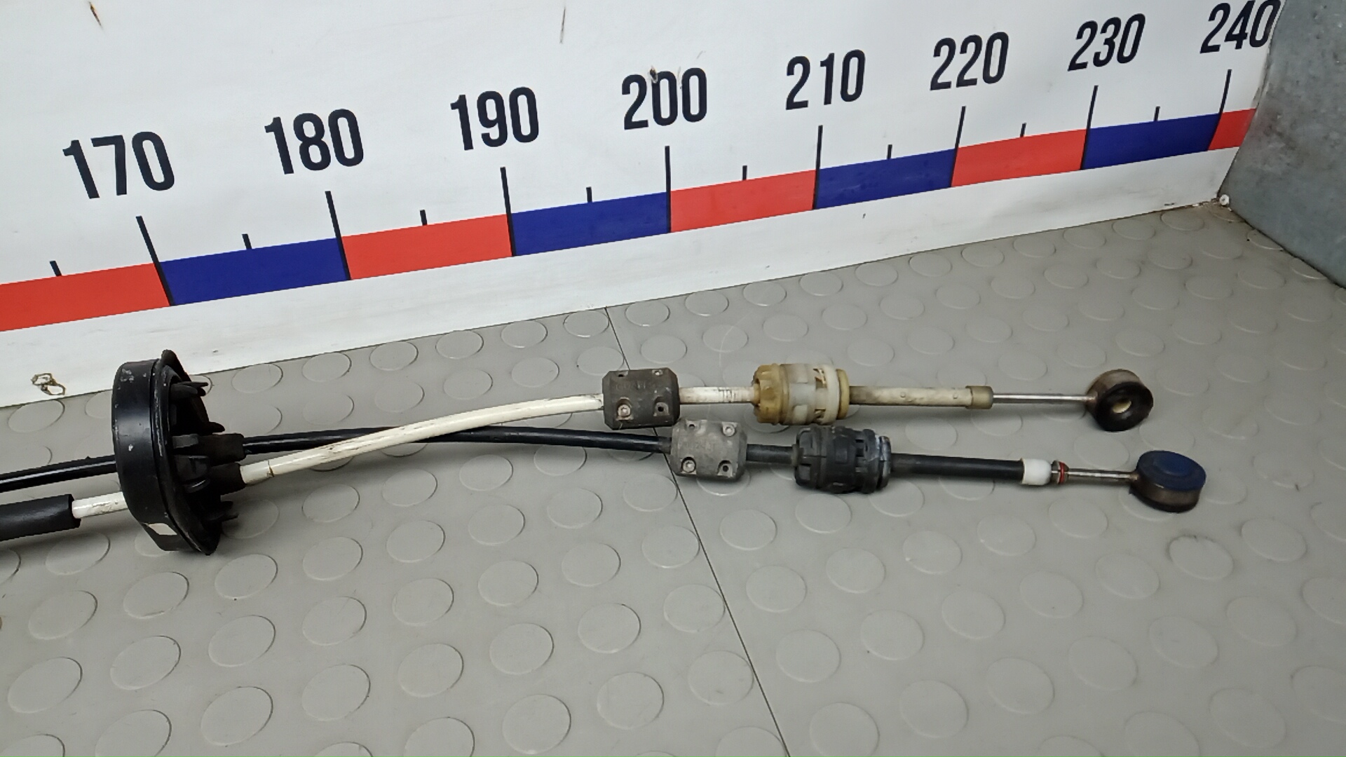 Кулиса МКПП / АКПП