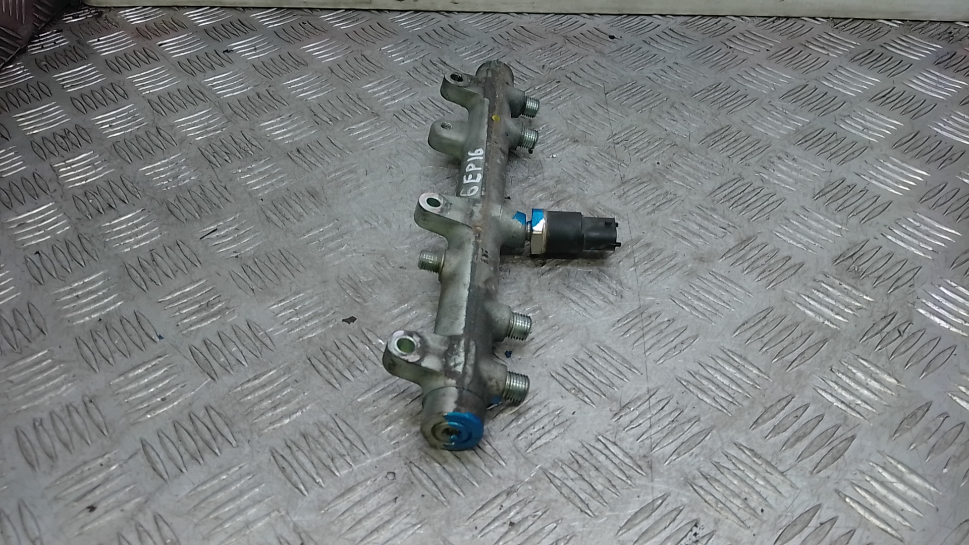 Рейка топливная (рампа)