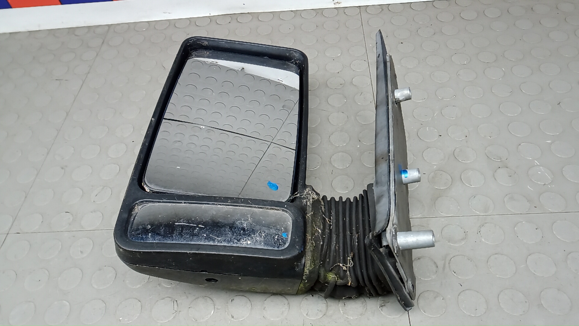 Зеркало левое электрическое