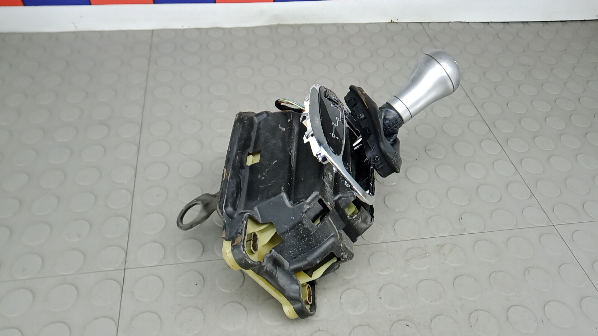 Кулиса МКПП / АКПП