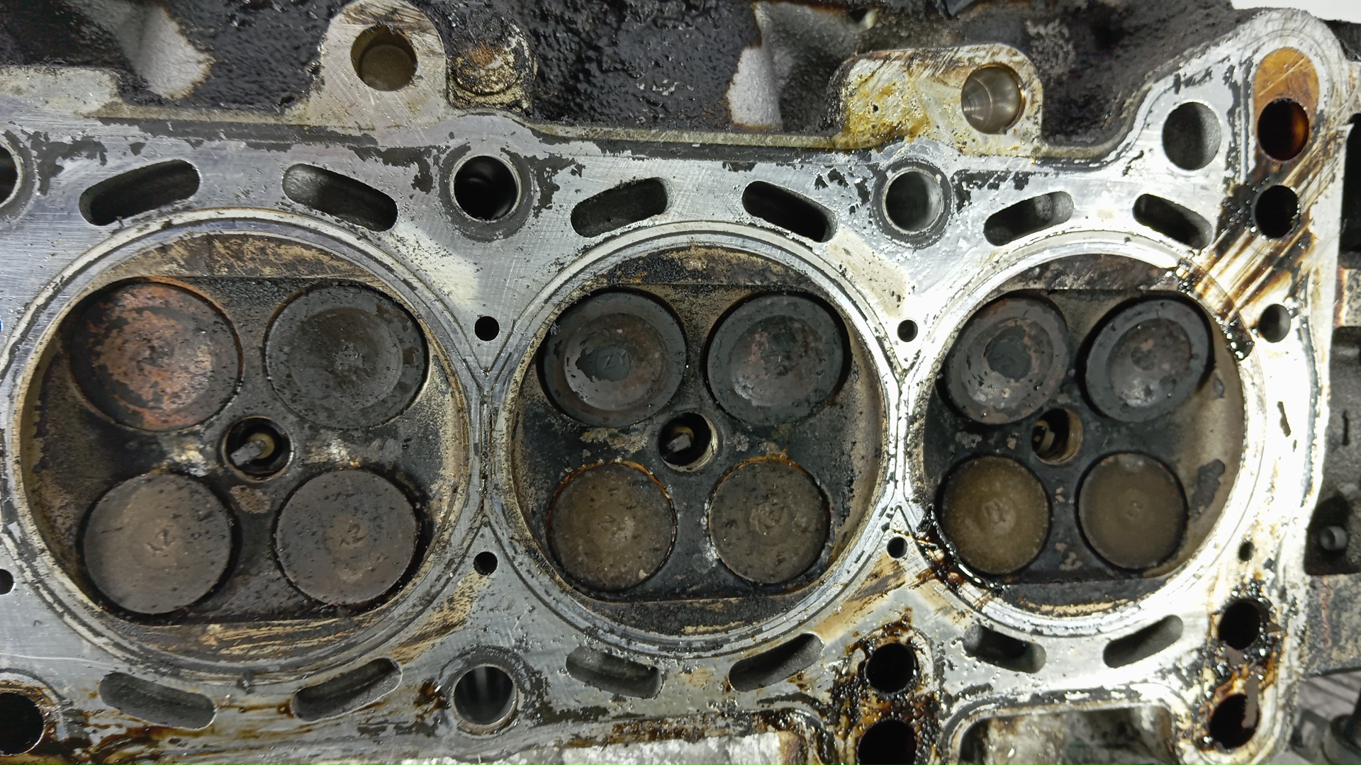 Головка блока цилиндров для Mazda 3 (BK) 2003-2009