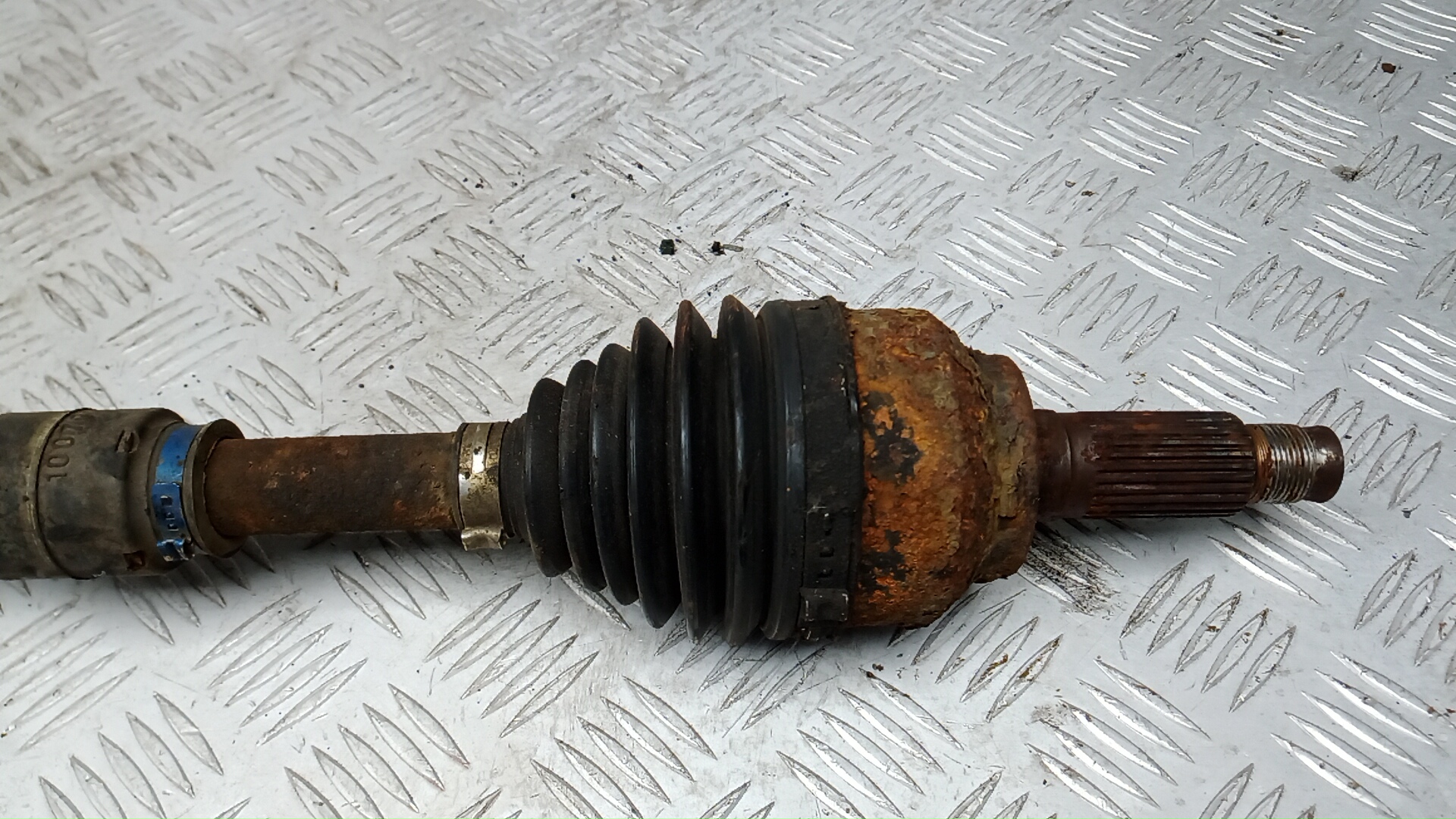 Полуось передняя правая для Mazda 3 (BK) 2003-2009