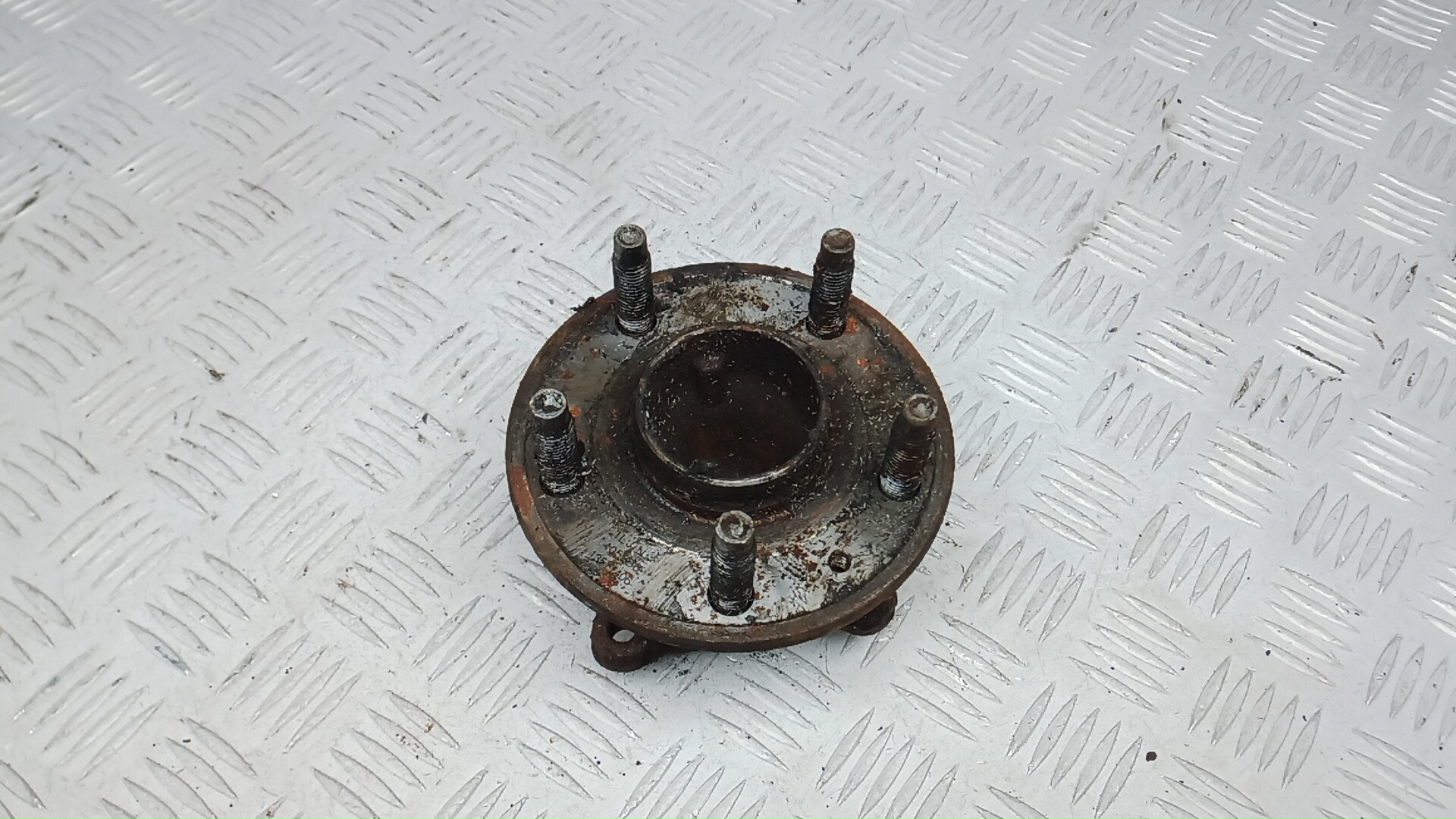 Ступица задняя