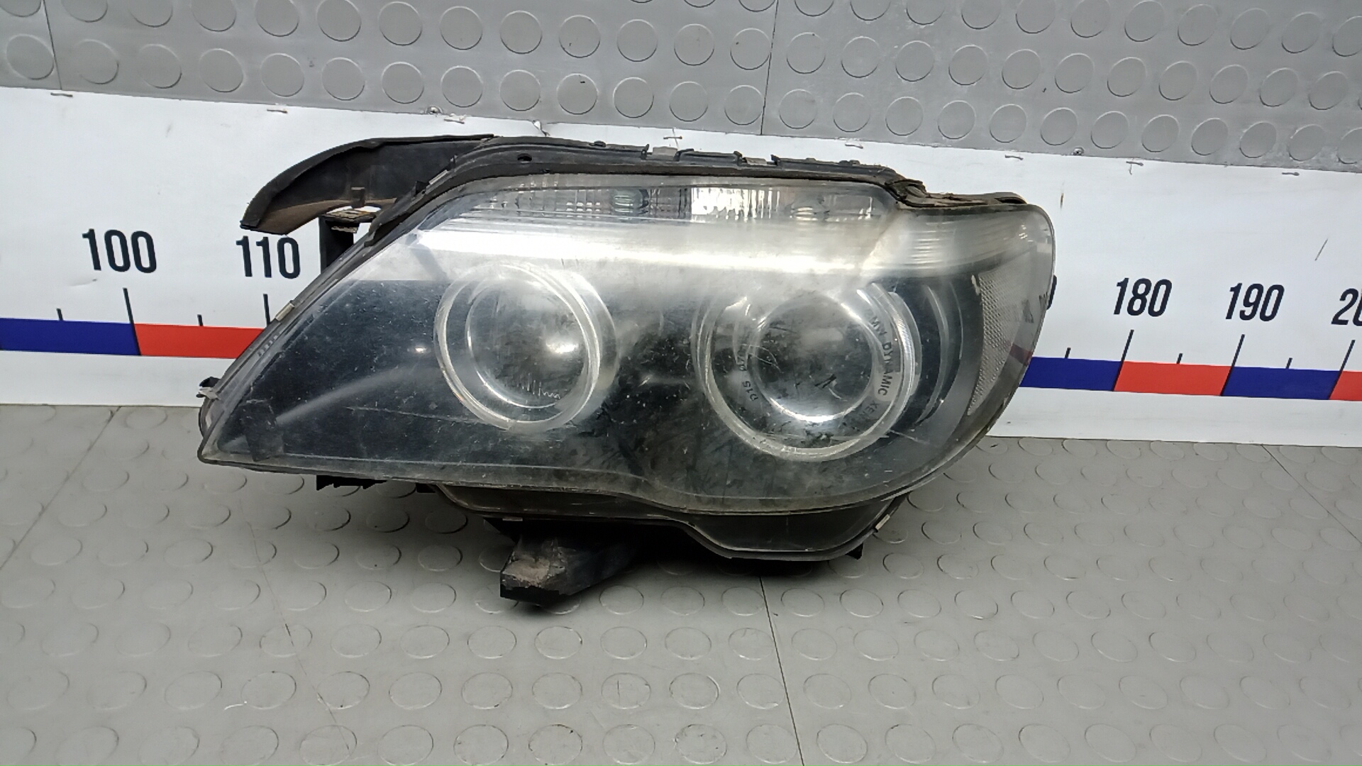 Фара левая