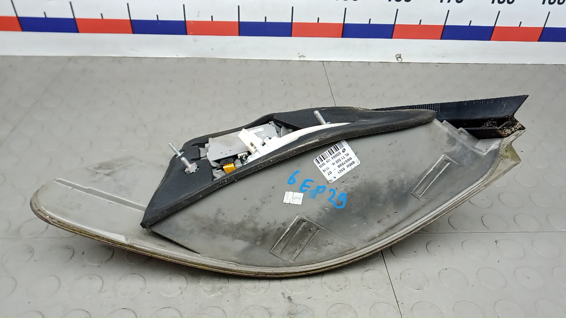 Фонарь задний правый