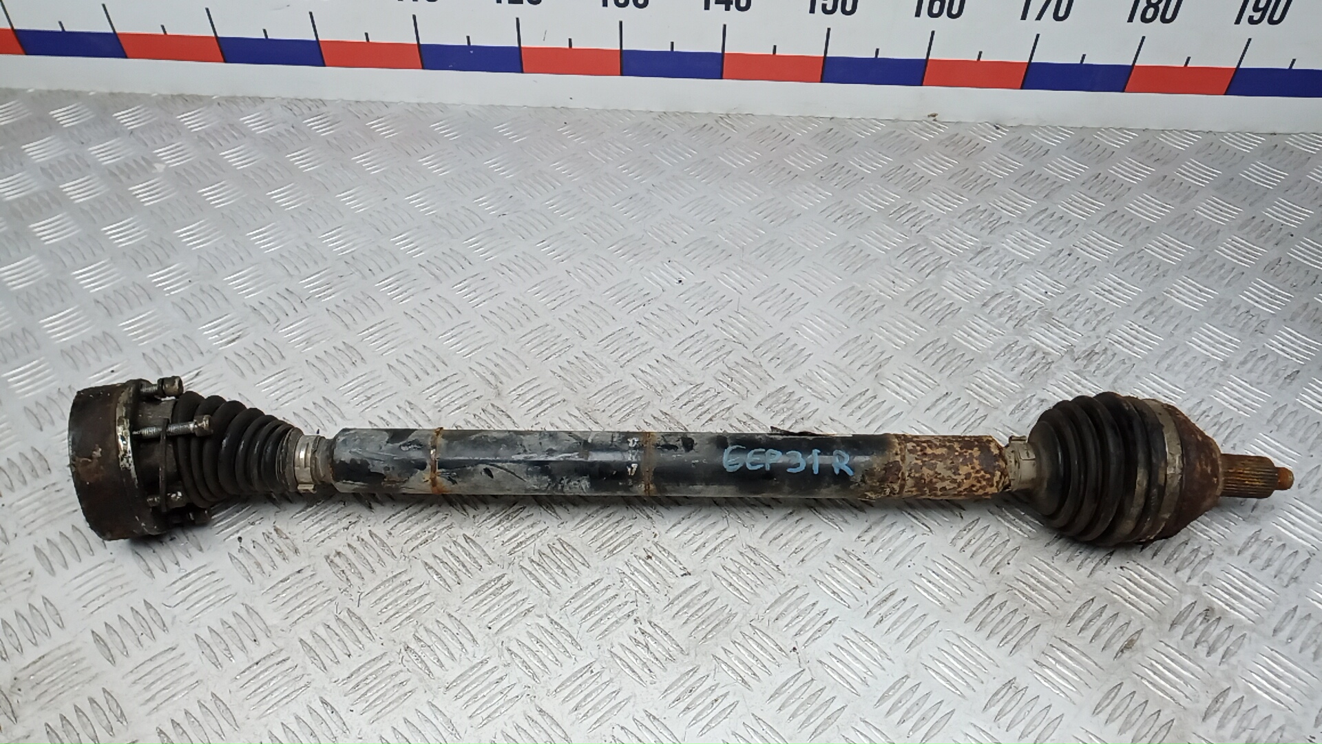 Полуось передняя правая